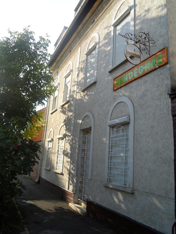 Garden 39 Vendégház Szeged Exterior foto